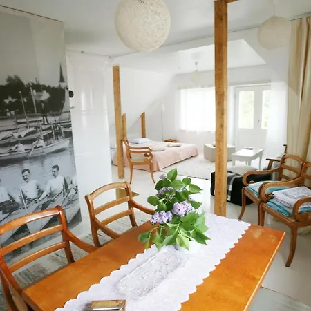 Legendide Maja Guest house Haapsalu