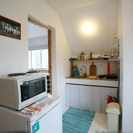 Legendide Maja Kuurordiapartment Vaeikse Viigi Aeaeres