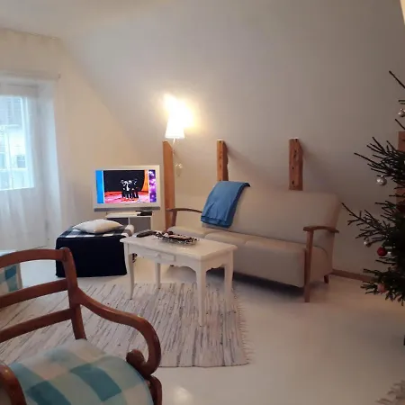 Legendide Maja Kuurordiapartment Vaeikse Viigi Aeaeres