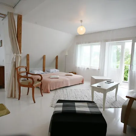 Legendide Maja Guest house Haapsalu