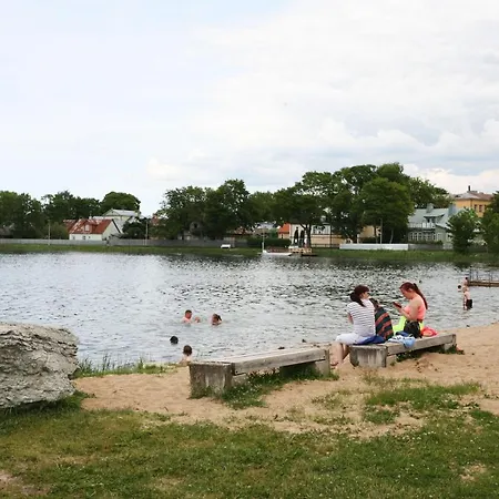 Legendide Maja Kuurordiapartment Vaeikse Viigi Aeaeres Haapsalu