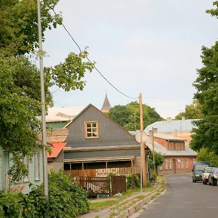 Legendide Maja Kuurordiapartment Vaeikse Viigi Aeaeres Pensjonat