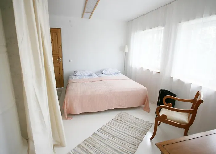 Legendide Maja Kuurordiapartment Vaeikse Viigi Aeaeres 4*