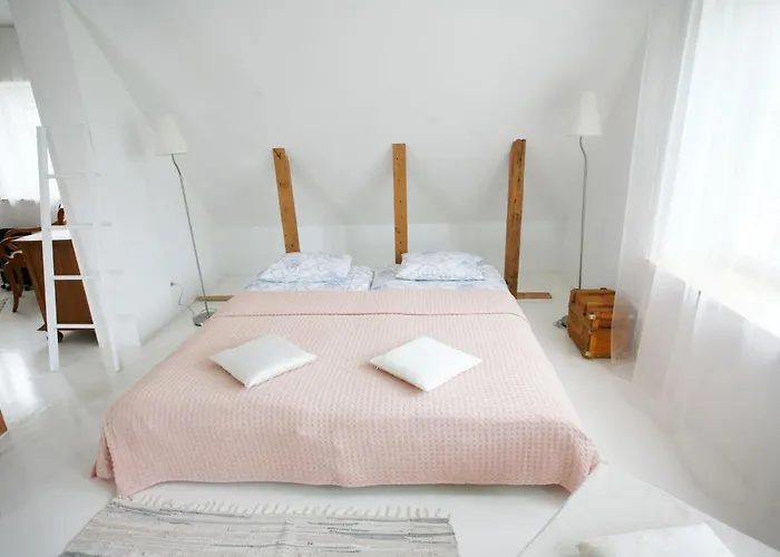 Legendide Maja Kuurordiapartment Vaeikse Viigi Aeaeres