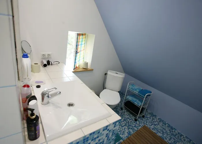 Legendide Maja Kuurordiapartment Vaeikse Viigi Aeaeres 4* Хаапсалу