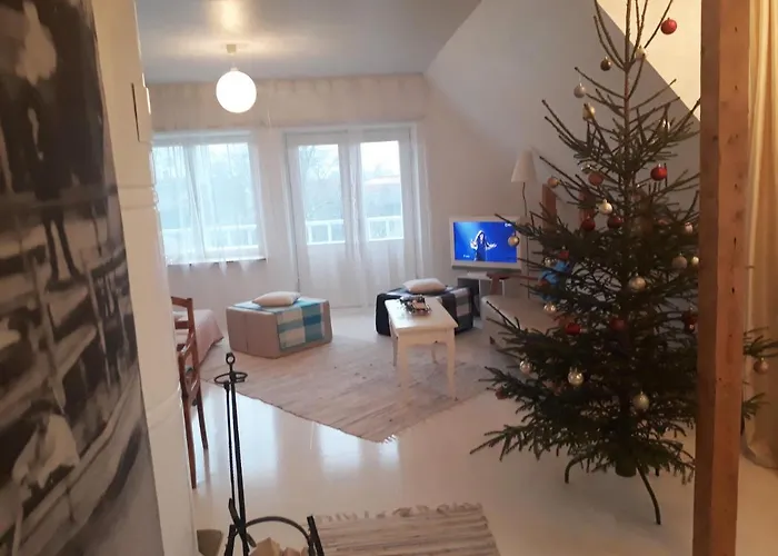 Гостевой дом Legendide Maja Kuurordiapartment Vaeikse Viigi Aeaeres