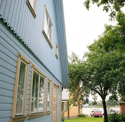 Legendide Maja Kuurordiapartment Vaeikse Viigi Aeaeres Хаапсалу